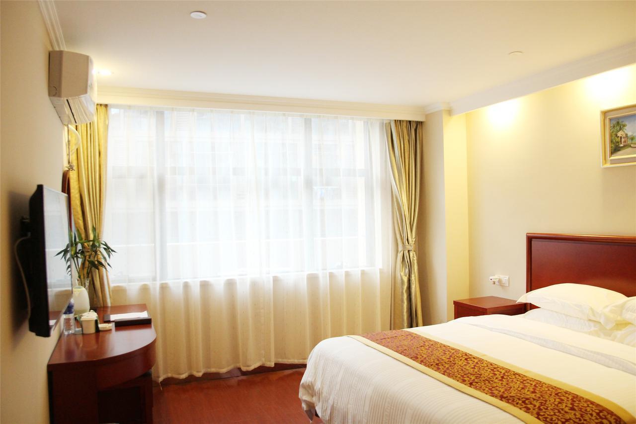 Greentree Inn Jiangsu Wuxi Hubin Business Street Business Hotel Exterior foto
